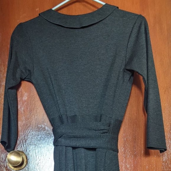 Heavy rayon wrap dress (new, never worn) - Picture 2 of 8